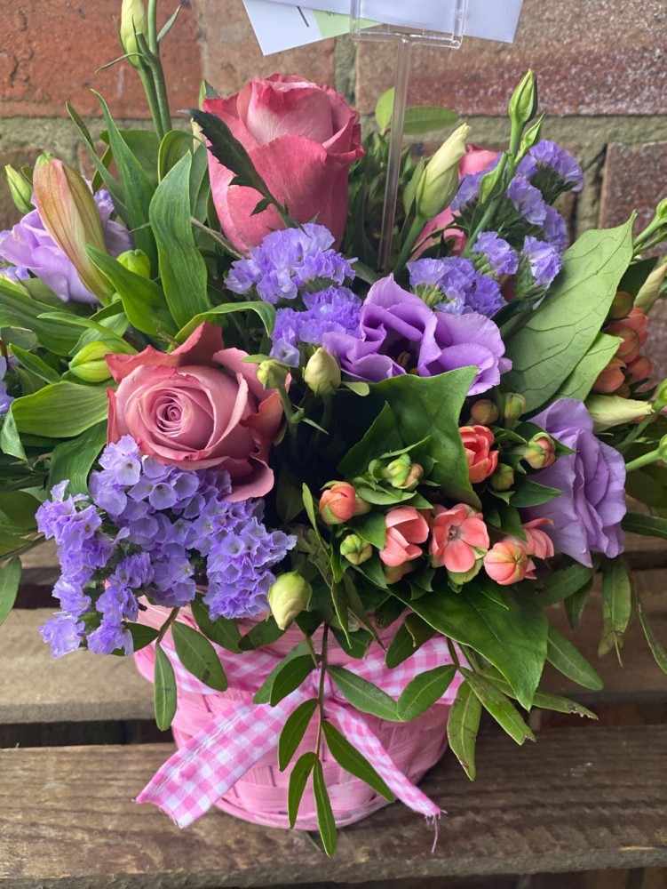 Gallery | Enfield Flower Delivery | Hand Delivered Flowers